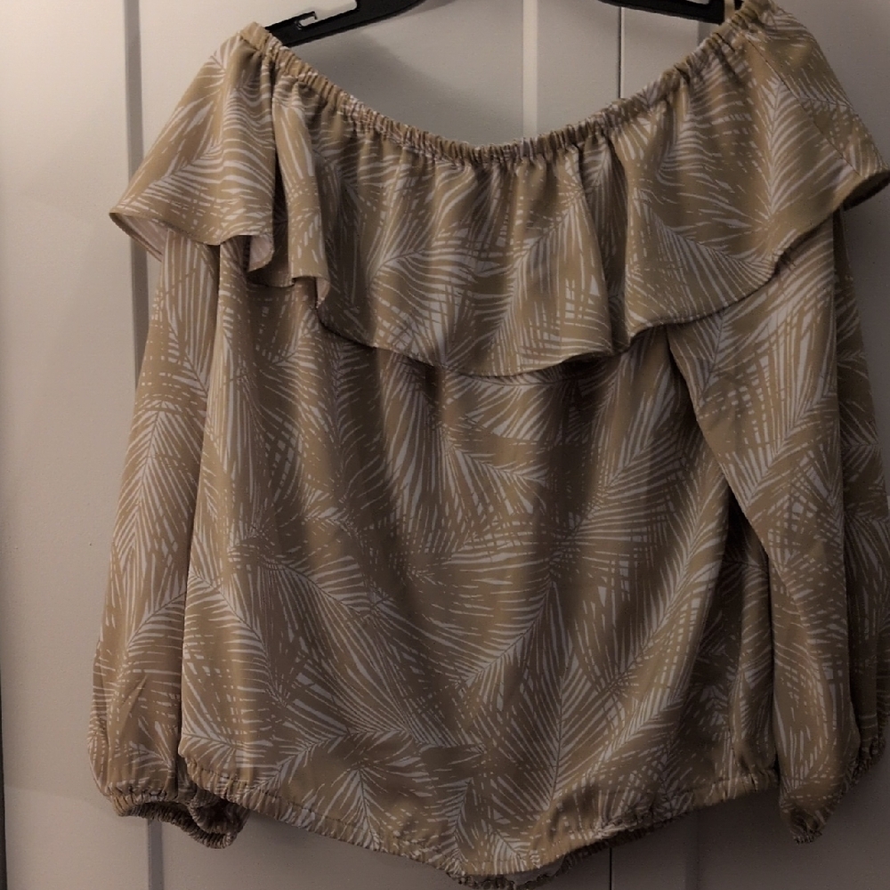 Michael Kors Beige and White Off-Shoulder Ruffle Blouse (New) - Picture 6 of 7